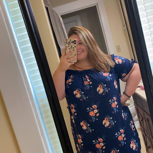 Meet your Posher, Catherine - Picture 1 of 1